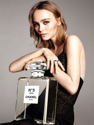 Chanel No.5 L'Eau ad Lily Rose Depp