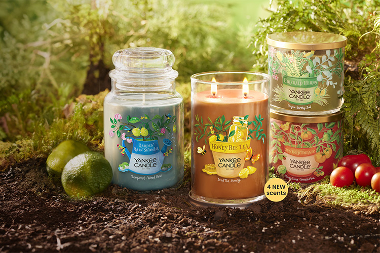 Yankee Candle Into the Garden Collection